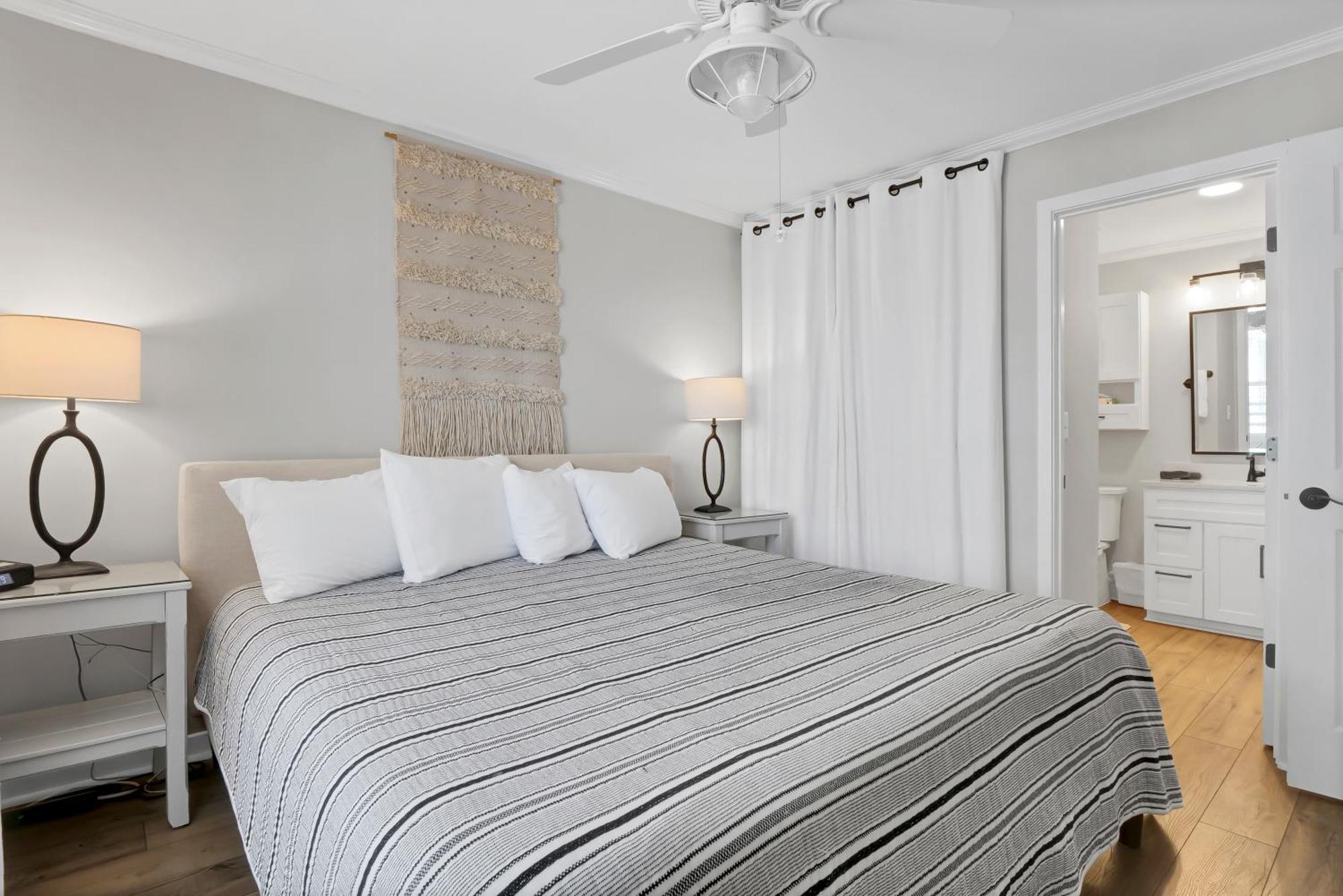 Sandpeddler Inn And Suites Wrightsville Beach Esterno foto